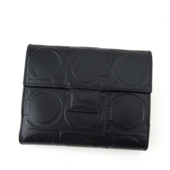 Authenticity guaranteed USED Salvatore Ferragamo Wallet Ganchini Pattern Leather
